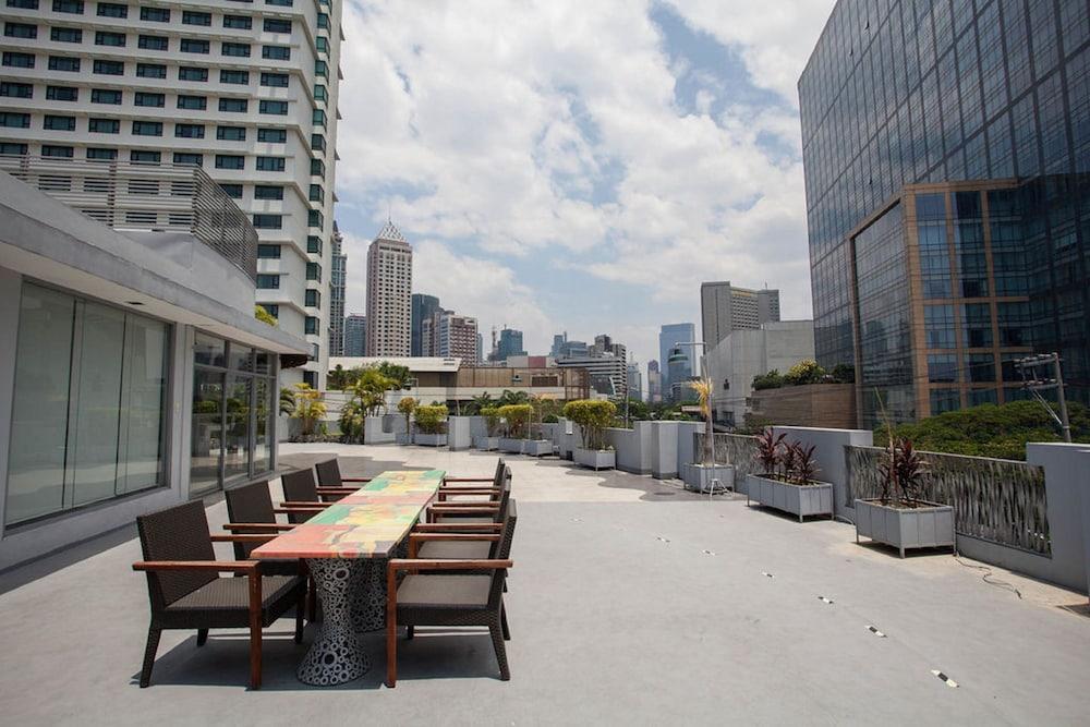 Hotel Celeste Makati San Pedro Makati Exterior foto